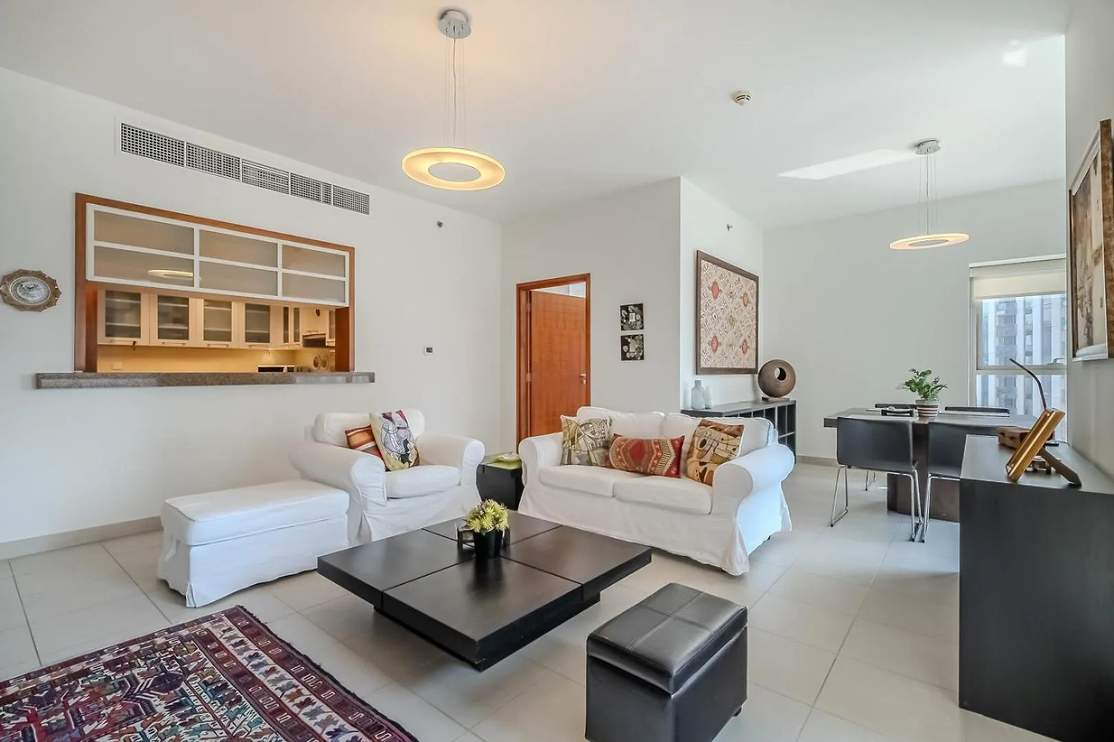 Modern 1Bdr Apartment Close To Burj Khalifa Dubaj