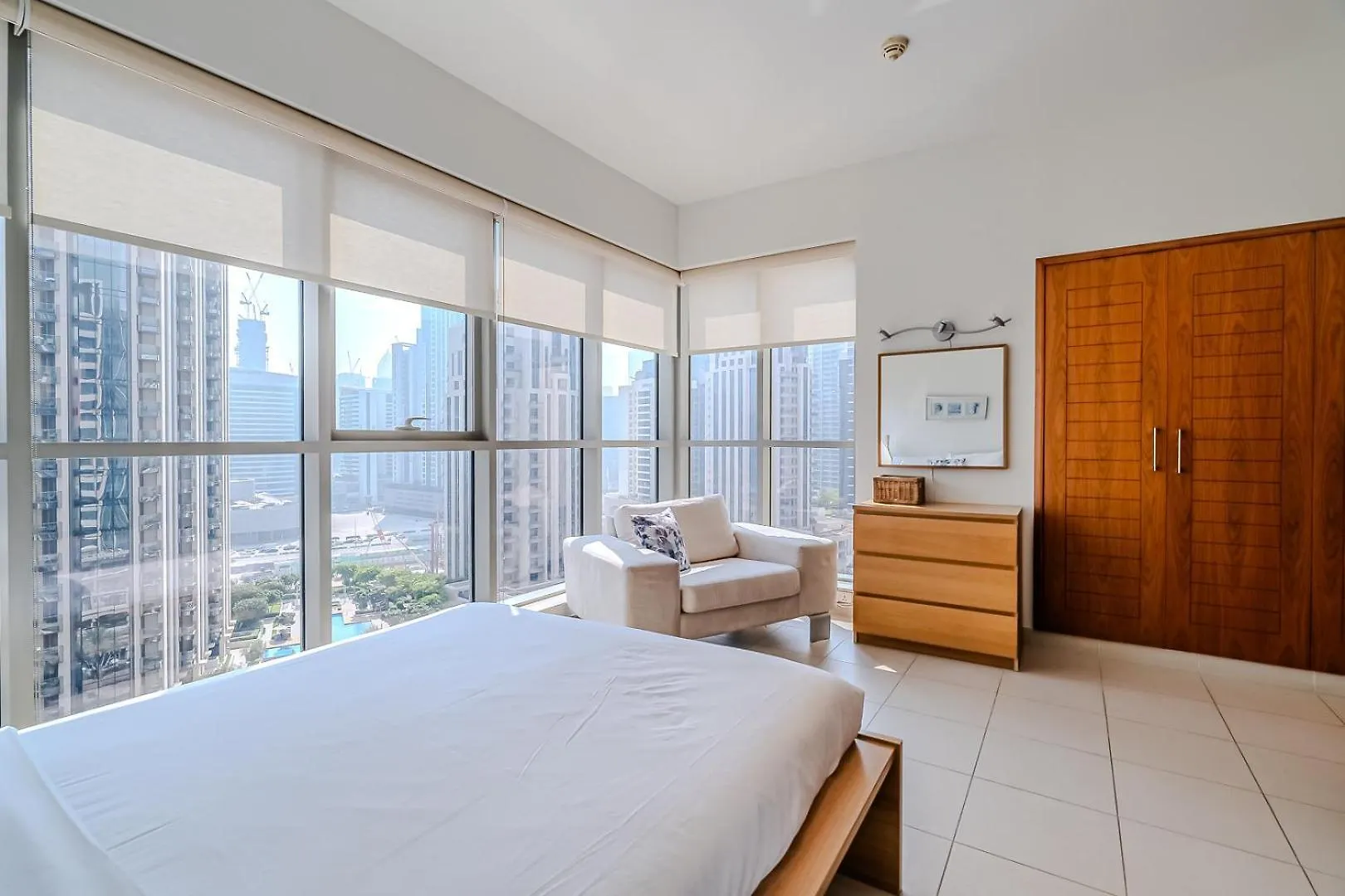 Modern 1Bdr Apartment Close To Burj Khalifa Dubaj